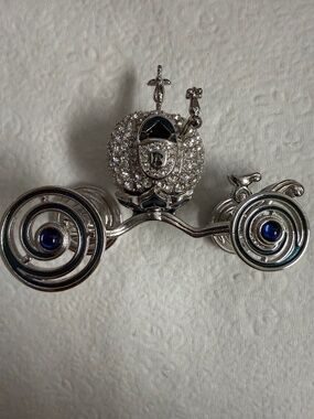 Swarovski, Disney Cinderella’s coach 50th anniversary Limited edition brooch